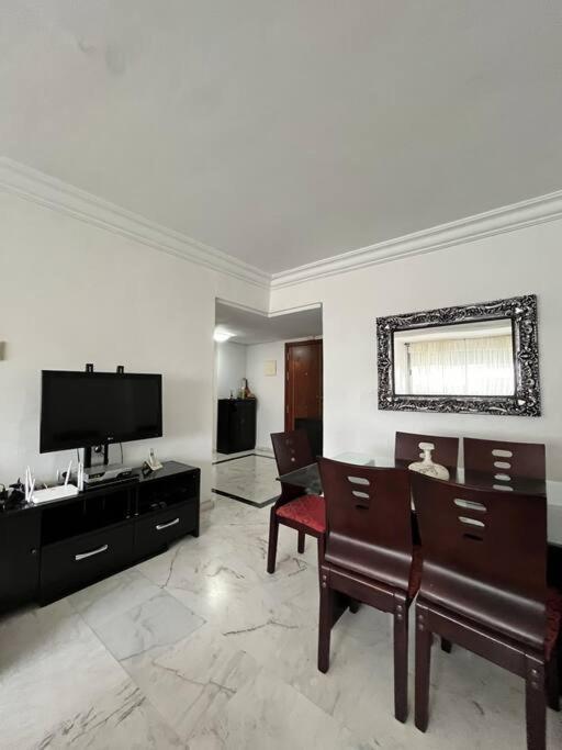 Appartement In The Heart Of Tanger Boulevard Exterior photo